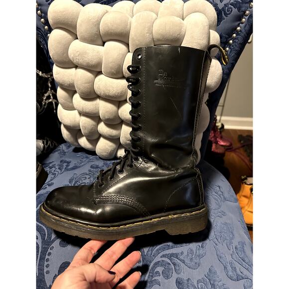 Dr Martens Black Leather 14 Eye Boots Made in England size 8/UK 6 - Picture 4 of 10
